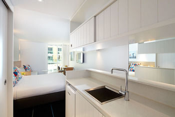 Adina Apartment Hotel Bondi Beach - Lennox Head Accommodation 24