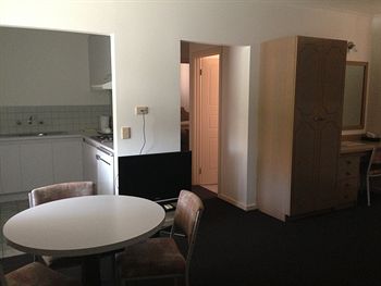 Nunawading Motor Inn - Lennox Head Accommodation 16
