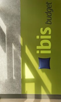 Ibis Budget Dandenong - Lennox Head Accommodation 11