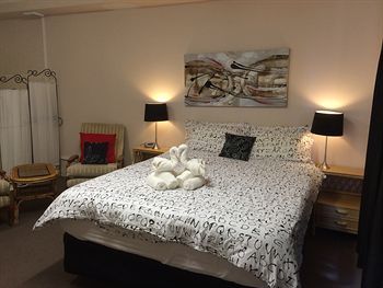 Box Hill Studios At Canterbury Gardens - Lennox Head Accommodation 15