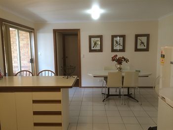 Australian Home Away @ Doncaster Andersons Creek 2 - Lennox Head Accommodation 9