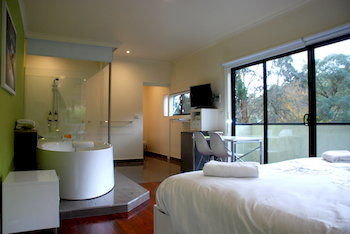 Deville At Healesville - Lennox Head Accommodation 1