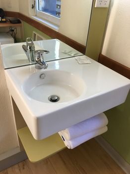 Ibis Budget Campbelltown - Lennox Head Accommodation 1
