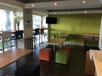 Ibis Budget Campbelltown - Lennox Head Accommodation 3