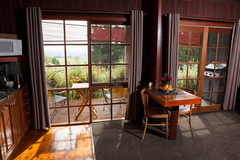 Seclusions Blue Mountains - Lennox Head Accommodation 1