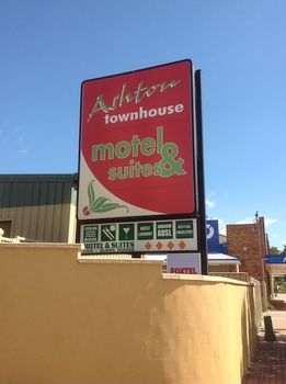 Ashton Townhouse Motel And Suites - Lennox Head Accommodation 2