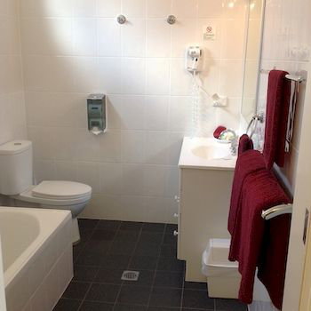 Ashton Townhouse Motel And Suites - Lennox Head Accommodation 11