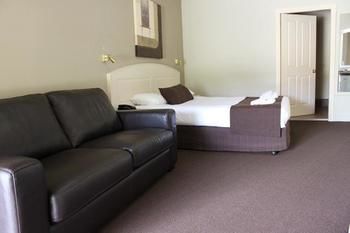 Bowen Inn Motel - Lennox Head Accommodation 10