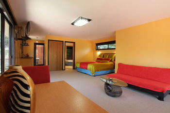 Cherryblossom B&B - Lennox Head Accommodation 23