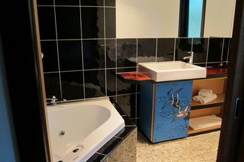 Cherryblossom B&B - Lennox Head Accommodation 24