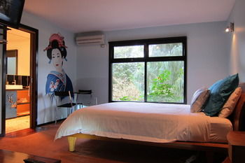 Cherryblossom B&B - Lennox Head Accommodation 25