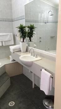Parkhaven Motor Lodge Nowra - Lennox Head Accommodation 21