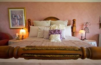 Bimbadeen Mountain Retreat - Lennox Head Accommodation 12