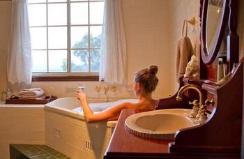 Bimbadeen Mountain Retreat - Lennox Head Accommodation 16