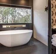 White Gates Cottage - Lennox Head Accommodation