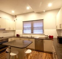 Dalziel Lodge - Lennox Head Accommodation