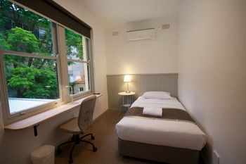 Dalziel Lodge - Lennox Head Accommodation 13