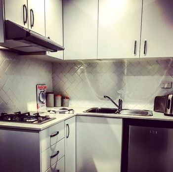 Bespoke Creative Serviced Apartments - Lennox Head Accommodation 10