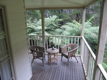 Myers Creek Cascades Luxury Cottages - Lennox Head Accommodation 6