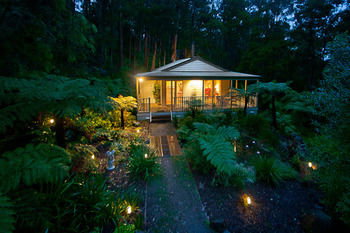Myers Creek Cascades Luxury Cottages - Lennox Head Accommodation 12