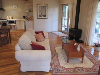 Myers Creek Cascades Luxury Cottages - Lennox Head Accommodation 36