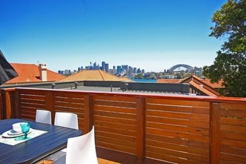 The Penthouse At Cremorne Point Manor - Lennox Head Accommodation 1