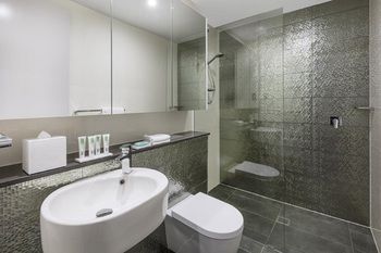 Meriton Serviced Apartments North Sydney - Lennox Head Accommodation 6