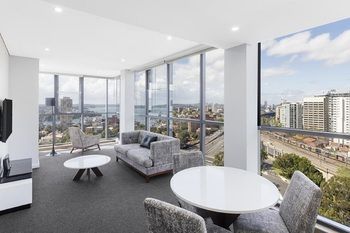 Meriton Serviced Apartments North Sydney - Lennox Head Accommodation 9
