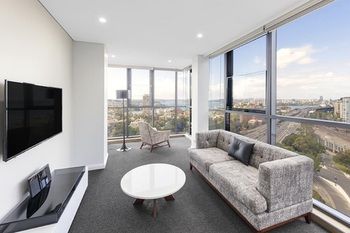 Meriton Serviced Apartments North Sydney - Lennox Head Accommodation 14