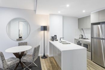 Meriton Serviced Apartments North Sydney - Lennox Head Accommodation 18