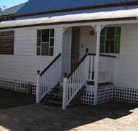 A Pine Cottage - Lennox Head Accommodation