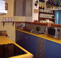 Seasons of Tasmania - Lennox Head Accommodation