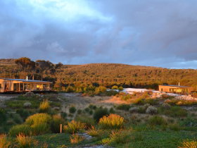 Sawyers Bay Shacks - Lennox Head Accommodation 1
