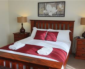 Hopkins On Charles - Lennox Head Accommodation 6