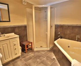 Abbey's 'The Bakery' - Lennox Head Accommodation 1
