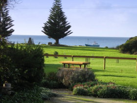 A Slice Of Paradise - Lennox Head Accommodation 0
