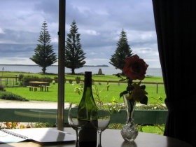 A Slice Of Paradise - Lennox Head Accommodation 1