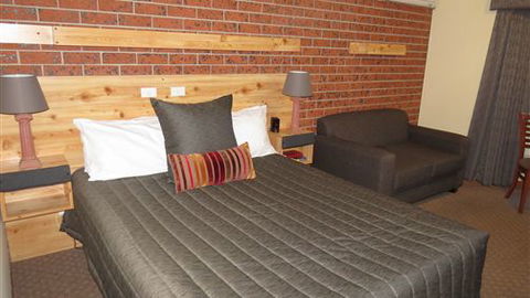 AAT 28 Goldsmith Hotel - Lennox Head Accommodation 0