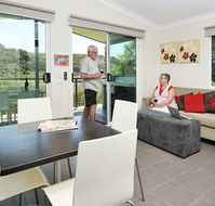 Port Campbell Holiday Park - Lennox Head Accommodation