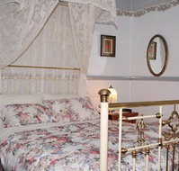 Cuddledoon Cottages BB - Lennox Head Accommodation