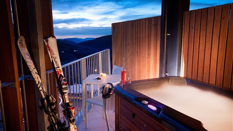 QT Falls Creek Resort - Lennox Head Accommodation 6
