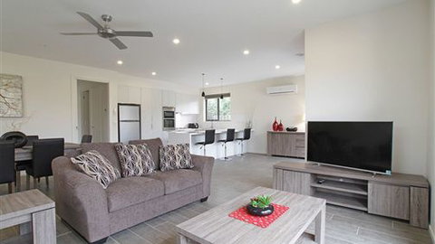 Allara House - Lennox Head Accommodation 1