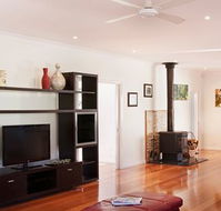 Lithgow Falls - Lennox Head Accommodation