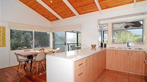 Barrakee Beach House - Anglesea - Lennox Head Accommodation 1