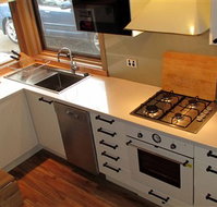 Wallace's - Crystal Creek Chalet 1 - Lennox Head Accommodation
