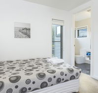 Serenity Torquay Ocean View Luxury Beachfront - Lennox Head Accommodation