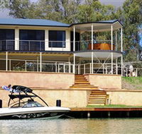 Cascades on the River - Lennox Head Accommodation