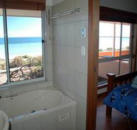 Ceduna Shelly Beach Caravan Park and Beachfront Villas - Lennox Head Accommodation