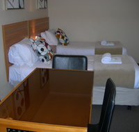 3 Sisters Motel  Cottage - Lennox Head Accommodation