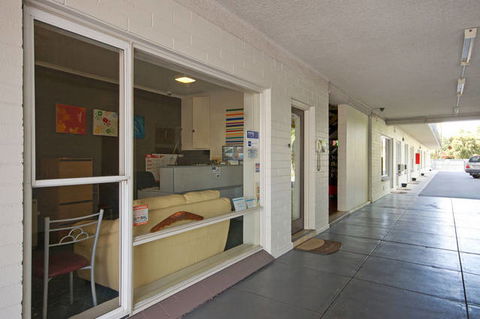 Hello Adelaide Motel + Apartments - Lennox Head Accommodation 1